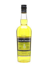 Chartreuse Yellow Liqueur (43%) : The Whisky Exchange